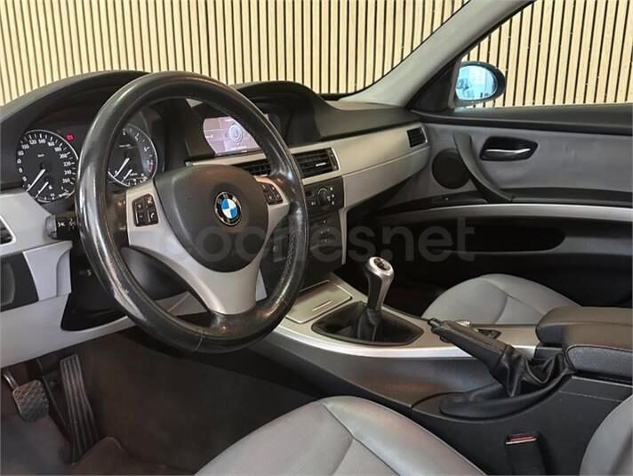 BMW Serie 3 325i E90